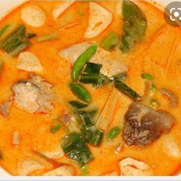 ต้มยำเนื้อไก่ น้ำข้น