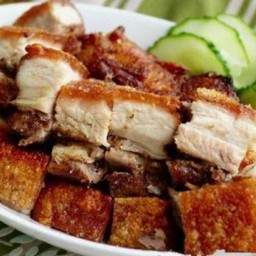 หมูกรอบ(กับข้าว)