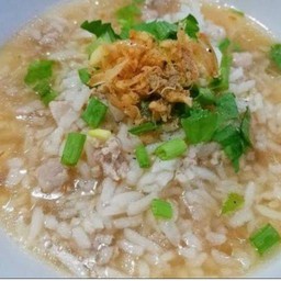 ข้าวต้มหมูสับ