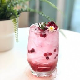 Red current ltalian soda