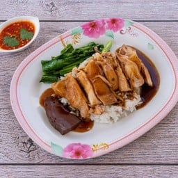 สมพรเป็ดพะโล้ ตลาดเทพทิพย์