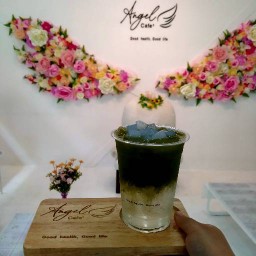Angel Cafe'