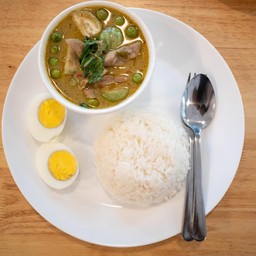 ข้าวแกงเขียวหวาน