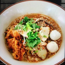 ก๋วยเตี๋ยวต้มยำ