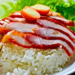 ข้าวหมูแดง