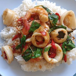 ปุ้ยรุ่งอาหารตามสั่ง