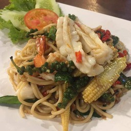 สปาเก็ตตี้ขี้เมาทะเล