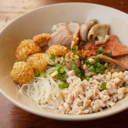 เส้นหมี่แห้ง