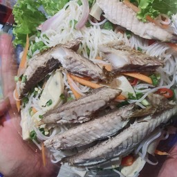 ปลาทู 1 ตัว ต่อกล่อง