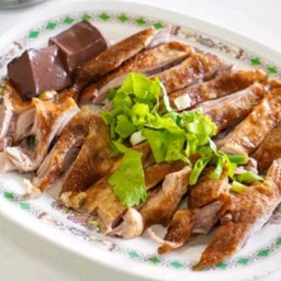 เป็ดพะโล้ L