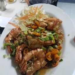 กุ้งผัดพริกเกลือ