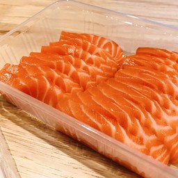แซลมอนซาชิมิ250กรัม  salmonsashimi250g