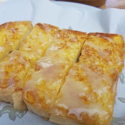 ขนมปังปิ้งเนยสด นม