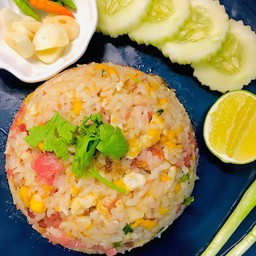 ข้าวผัดแหนม