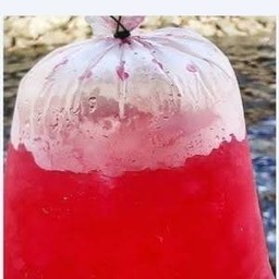 น้ำแดงโซดา