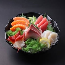 ซาชิมิ 5 แบบสดๆ เกรดพรีเมียม