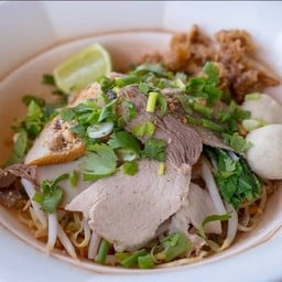 ตะแคงชาม เย็นตาโฟ ป้าปอง