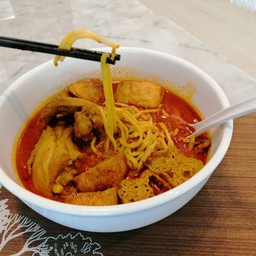 บะหมี่แกงกะหรี่ไก่ Curry chicken noodle