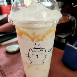 นมสด คาราเมลเย็น