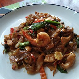 ผัดซีอิ๊วทะเล