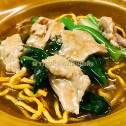 ราดหน้าหมูหมัก
