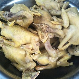 ไก่บ้านต้มน้ำปลา หน้าโลตัส