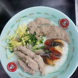 โจ๊กหมูเด้ง, ตับ, ไข่เยี่ยวม้า