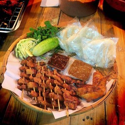 หมูปลาร้าชุดใหญ่โดนใจ