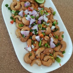 ยำเม็ดมะม่วง