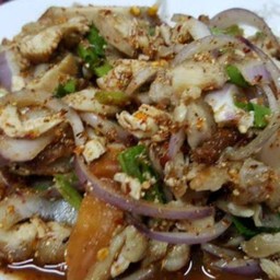 น้ำตกไก่ย่าง