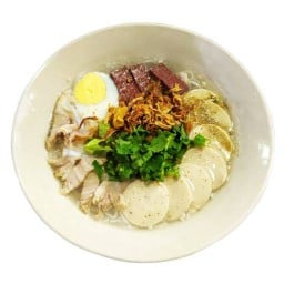 (แม่ค้าลาคลอด)ก๋วยจั๊บญวน ซอยอนามัยฯ33 X ลาบยโส 1