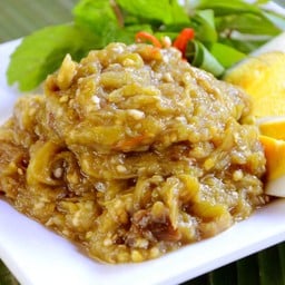 ตำมะเขือยาวไข่ต้ม