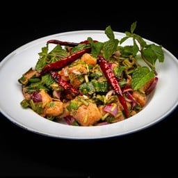 ลาบปลาแซลมอน