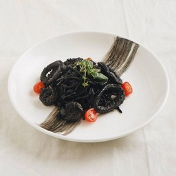 Spaghetti Squid Ink