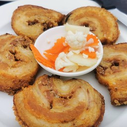 หมูกรอบชาชู