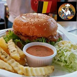 Bigboss steak&salad หมู่บ้านศิริสุข ช่างอากาศอุทิศ27