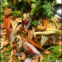 ยำปลาดุกฟู