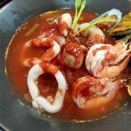 เย็นตาโฟทะเลคลั่ง