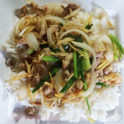 ข้าวผัดขิงไก่