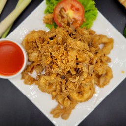 หมึกชุปแป้งทอดใหญ่