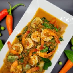 ผัดฉ่ากุ้ง