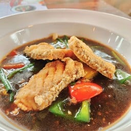 ราดหน้า ปลาเก๋า