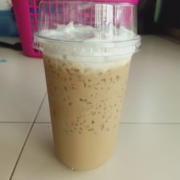 กาแฟหน้าบ้านอาหารตามสั่ง by อร่อยแน่