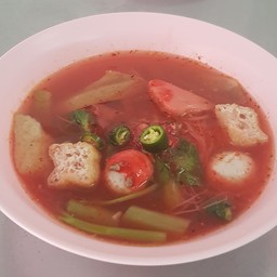 ก๋วยเตี๊ยวเย็นตาโฟต้มยำ