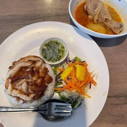 ข้าวไก่อบ + มัสมั่นไก่