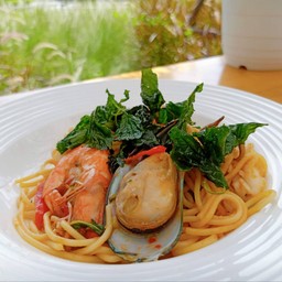 สปาเก็ตตี้ขี้เมา ทะเล