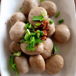 ลูกชิ้นเนื้อ