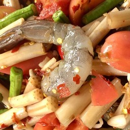 ตำไหลบัวกุ้งสด