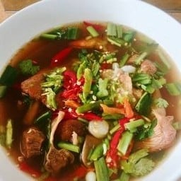ซุปเปอร์หมูตุ๋น
