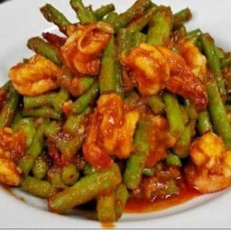 ข้าวพริกแกงกุ้ง